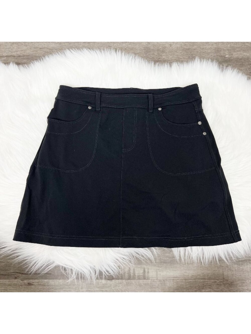 Athleta Bettona Skort Womens Medium Black Athletic Golf Tennis Hiking Athleisure
